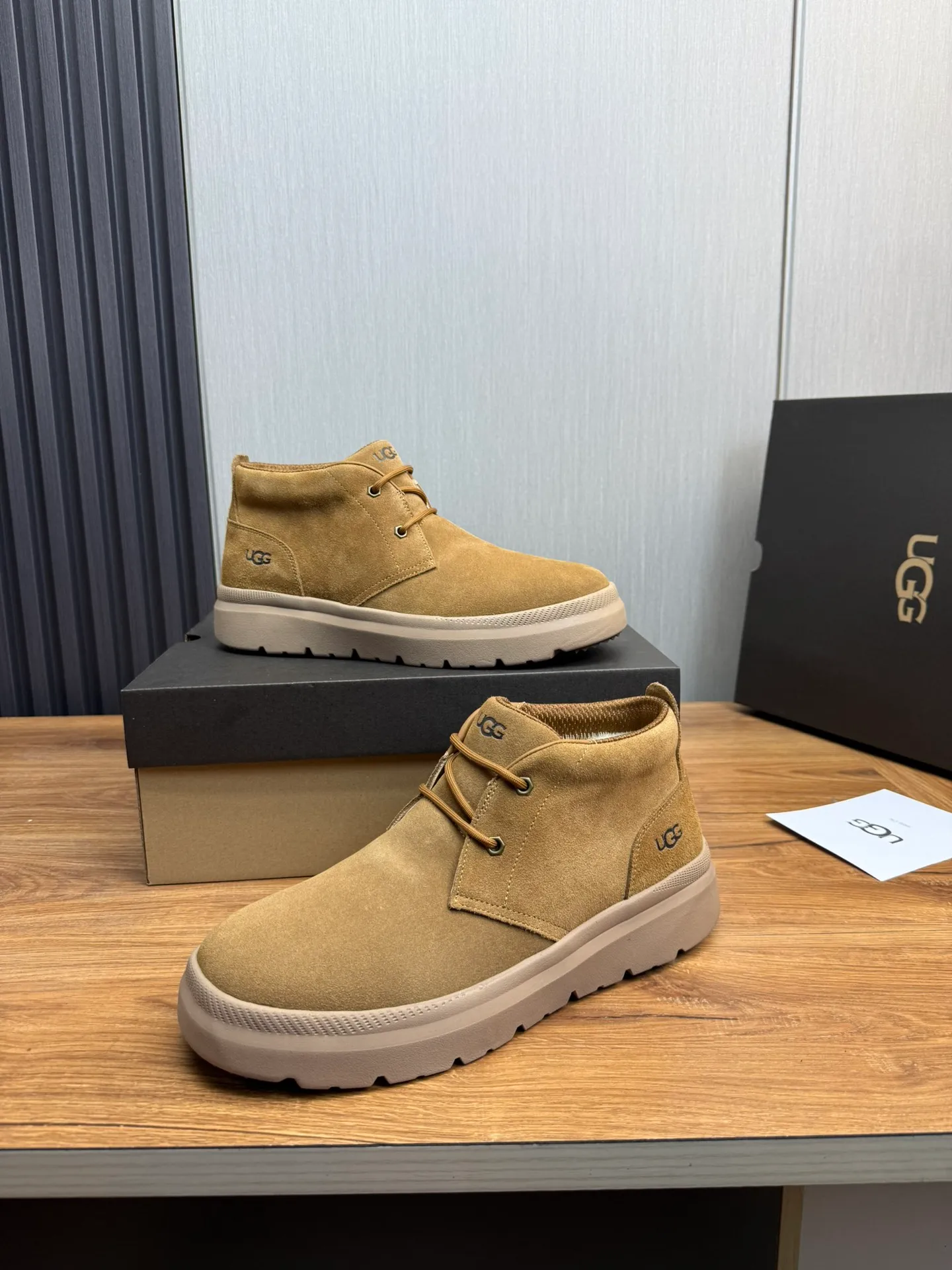 Men's shoes 💰480💰 [UGG] Hot winter warm boots 🐑Purely hand-stitched! Simple and stylish design, frosted cowhide➕Comfortable and warm wool➕UGG original outsole‼ ️Soft and comfortable to wear, good warmth retention, and excellent foot feel. Regular size 41-47